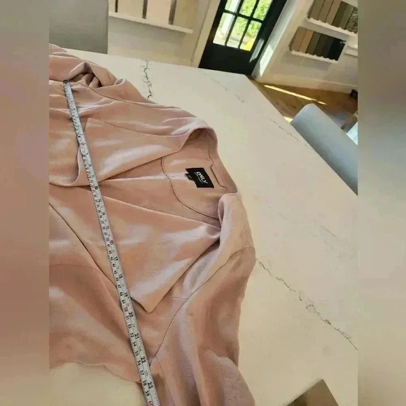 Pink coat - Picture 7 of 11